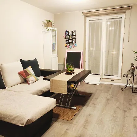 Simply Good Shared Apartment Homestay szállás Melun